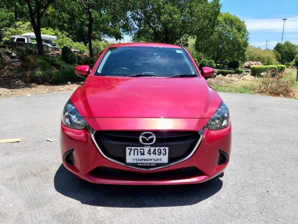 Mazda 2 Sedan (4 ประตู) ปี 2018 สีแดง