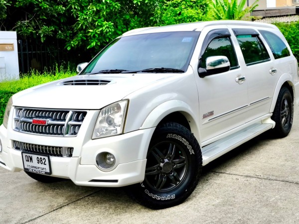 : Isuzu Mu-7 3.0 Activo Super Platinum 4WD เครื่องยนต์: ดีเซล เกียร์: ออโต้ ปี:2010 สี: ขาว