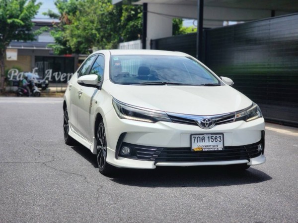 2018 Toyota Altis สีขาว