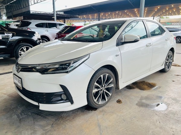 2018 Toyota Altis สีขาว