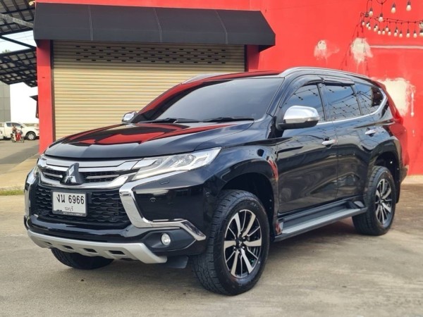 2018 Mitsubishi Pajero Sport สีดำ