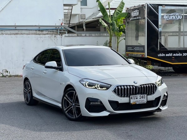 2022 BMW 220i Gran Coupe M Sport F44 สีขาว