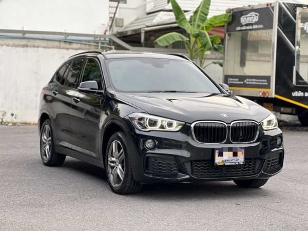 2019 BMW X1 F48 สีดำ