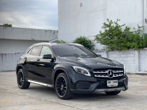 2017 Mercedes-Benz GLA-Class GLA250 สีดำ