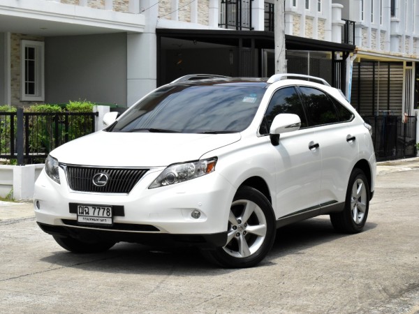 Lexus Rx270 ปี:2011 เกียร์: ออโต้ เครื่องยนต์: เบนซิน สี: ขาว ไมล์: 15x,xxx กม.