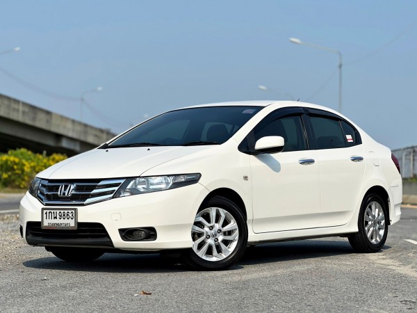 Honda City รุ่น V 1500cc. เกียร์ออโต้ ปี2013 จัดเต็ม ไมล์แท้ 50,000 km.