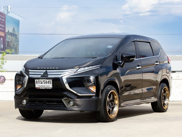 MITSUBISHI XPANDER 1.5GT A/T ปี 2019 ไมล์ 30,000 กม.ฟรีดาวน์ สดพร้อมโอน