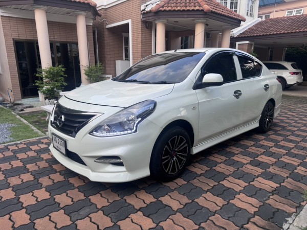 NISSAN ALMERA 1.2 E SPORTECH ปี2018 ประหยัด ราคาเบาๆ