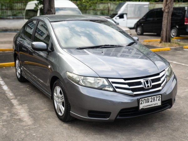 2013 Honda City สีเทา