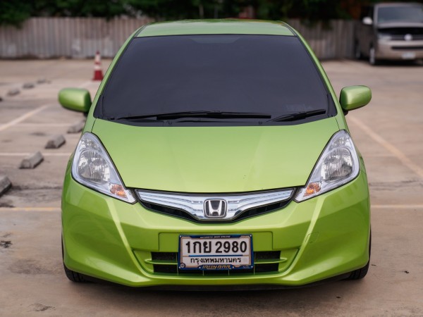 2013 Honda Jazz GE สีเขียว