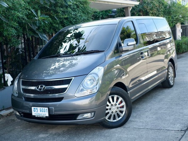 Hyundai H1 2.5 Deluxe ดีเซล ออโต้ 2009 เทา ไมล์: 10x,xxx กม