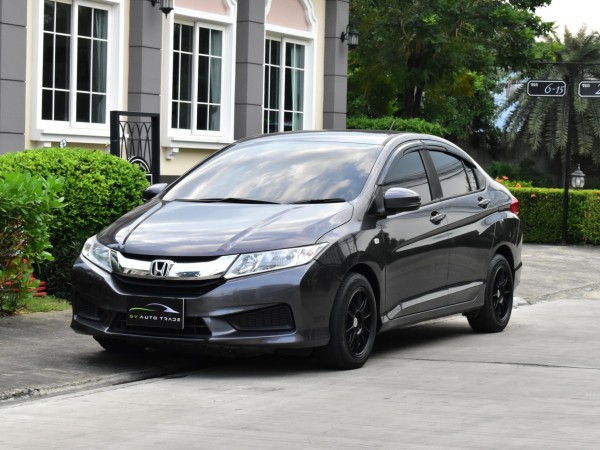 Honda City 1.5V เครื่องยนต์: เบนซิน เกียร์: ออโต้ ปี: 2015 สี: เทา ไมล์: 81,xxx Km.🔥