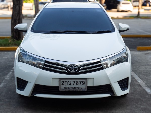 2014 Toyota ALTIS สีขาว