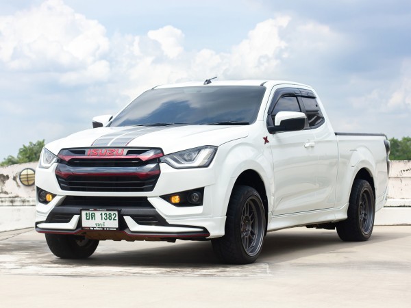 ISUZU D-Max X-SERIES Spacecab 1.9L 6M/T ปี 2023 ไมล์ 37,000 กม.