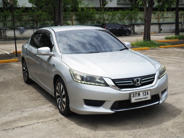 2014 Honda Accord สีเงิน