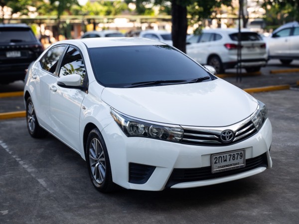 2014 Toyota ALTIS 1.6E CNG สีขาว