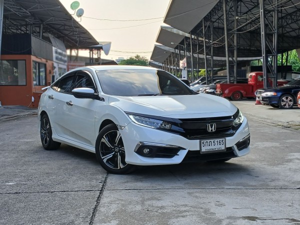 2016 Honda Civic Sedan สีขาว