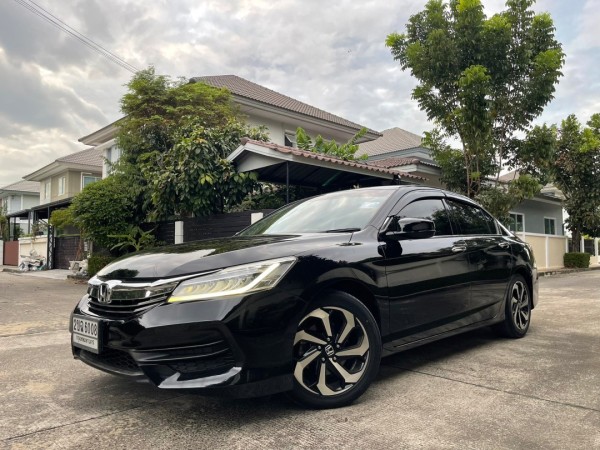 Honda #Accord 2.0 E ปี 2018 สีดำ auto รถสวย