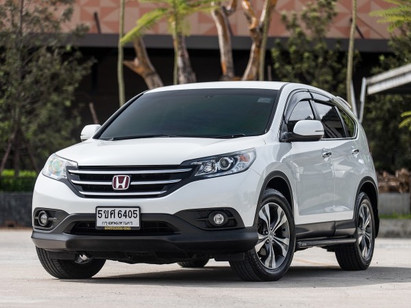 Honda CRV 2.4EL ขับ2 ปี 2014 สีขาว auto ไมล์ 140,000 กม.