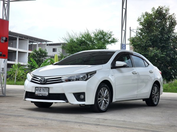 TOYOTA Corolla Altis 1.6G A/T ปี 2015 ไมล์ 92,000 กม. โทร.0922639576 เอ๋